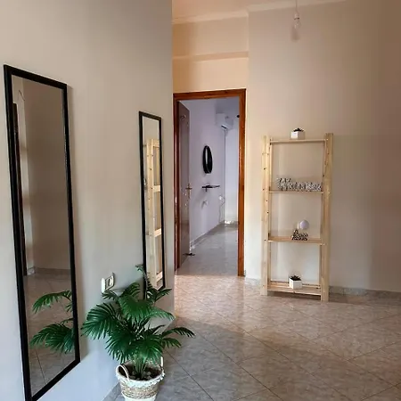 Antigone's Sea View Apartamento *