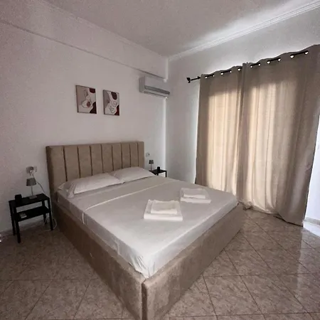 Antigone's Sea View Apartamento Sarandë